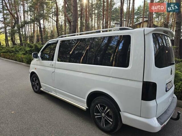 Белый Фольксваген Transporter, объемом двигателя 2.5 л и пробегом 390 тыс. км за 14200 $, фото 2 на Automoto.ua