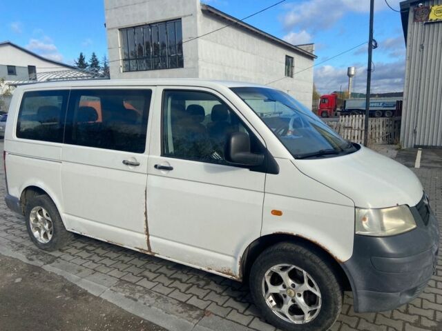 Белый Фольксваген Transporter, объемом двигателя 1.9 л и пробегом 370 тыс. км за 6000 $, фото 2 на Automoto.ua