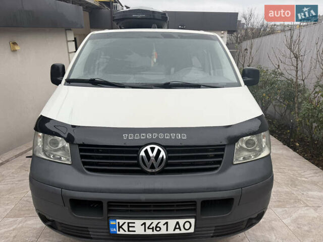 Білий Фольксваген Transporter, об'ємом двигуна 2.5 л та пробігом 274 тис. км за 11500 $, фото 15 на Automoto.ua