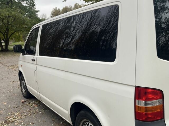 Белый Фольксваген Transporter, объемом двигателя 1.9 л и пробегом 280 тыс. км за 8200 $, фото 3 на Automoto.ua