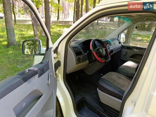 Білий Фольксваген Transporter, об'ємом двигуна 2.5 л та пробігом 255 тис. км за 8000 $, фото 31 на Automoto.ua