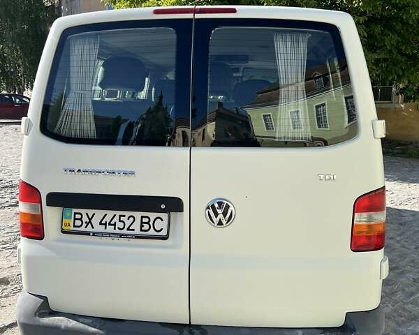 Белый Фольксваген Transporter, объемом двигателя 2.5 л и пробегом 190 тыс. км за 13500 $, фото 8 на Automoto.ua