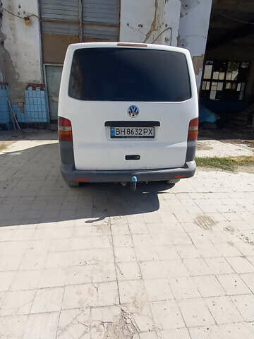 Білий Фольксваген Transporter, об'ємом двигуна 1.9 л та пробігом 370 тис. км за 7000 $, фото 4 на Automoto.ua