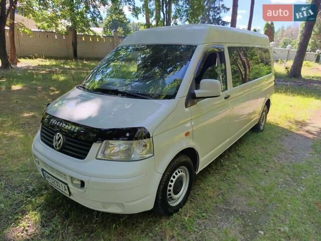 Білий Фольксваген Transporter, об'ємом двигуна 2.5 л та пробігом 255 тис. км за 8000 $, фото 3 на Automoto.ua