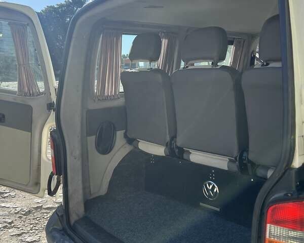 Белый Фольксваген Transporter, объемом двигателя 2.5 л и пробегом 190 тыс. км за 13500 $, фото 24 на Automoto.ua