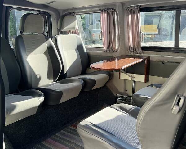 Белый Фольксваген Transporter, объемом двигателя 2.5 л и пробегом 190 тыс. км за 13500 $, фото 19 на Automoto.ua