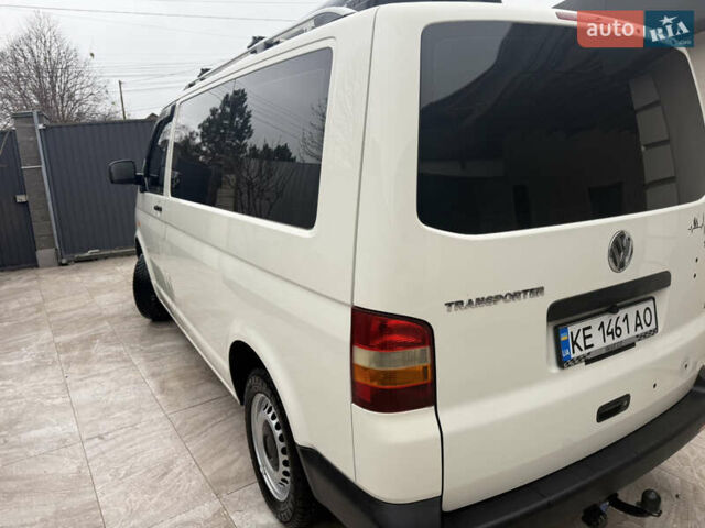 Білий Фольксваген Transporter, об'ємом двигуна 2.5 л та пробігом 274 тис. км за 11500 $, фото 11 на Automoto.ua