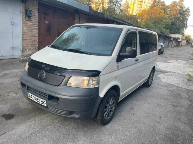 Белый Фольксваген Transporter, объемом двигателя 2.5 л и пробегом 3 тыс. км за 8000 $, фото 13 на Automoto.ua