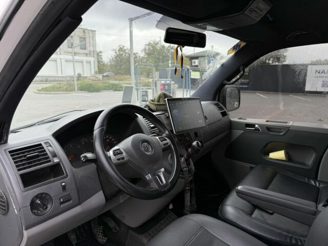 Білий Фольксваген Transporter, об'ємом двигуна 1.9 л та пробігом 320 тис. км за 8000 $, фото 2 на Automoto.ua