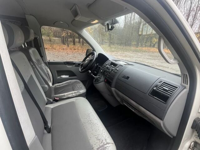 Белый Фольксваген Transporter, объемом двигателя 1.9 л и пробегом 280 тыс. км за 8200 $, фото 10 на Automoto.ua