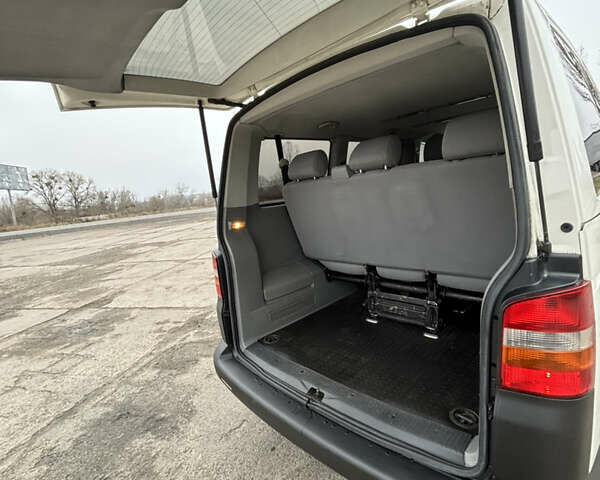 Белый Фольксваген Transporter, объемом двигателя 1.9 л и пробегом 414 тыс. км за 8500 $, фото 11 на Automoto.ua