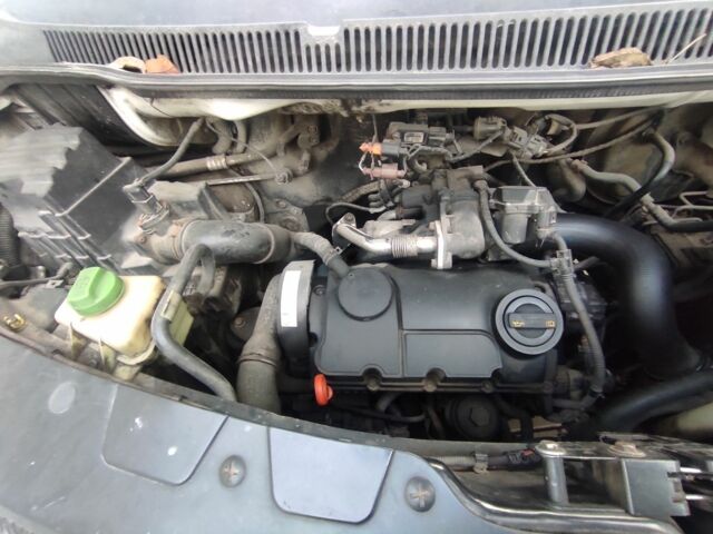 Белый Фольксваген Transporter, объемом двигателя 1.9 л и пробегом 240 тыс. км за 6500 $, фото 6 на Automoto.ua