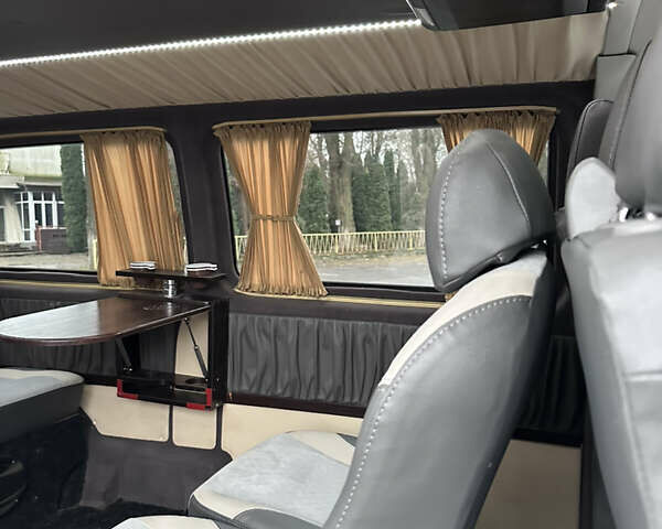 Белый Фольксваген Transporter, объемом двигателя 2.46 л и пробегом 285 тыс. км за 9800 $, фото 23 на Automoto.ua