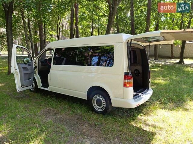 Білий Фольксваген Transporter, об'ємом двигуна 2.5 л та пробігом 255 тис. км за 8000 $, фото 56 на Automoto.ua