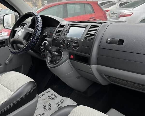 Білий Фольксваген Transporter, об'ємом двигуна 1.9 л та пробігом 309 тис. км за 8700 $, фото 18 на Automoto.ua