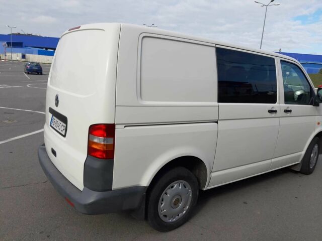 Білий Фольксваген Transporter, об'ємом двигуна 1.9 л та пробігом 380 тис. км за 7300 $, фото 4 на Automoto.ua