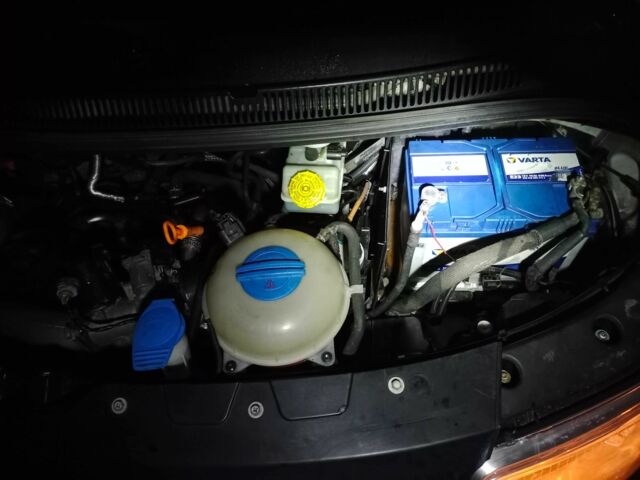 Белый Фольксваген Transporter, объемом двигателя 2.5 л и пробегом 267 тыс. км за 9600 $, фото 23 на Automoto.ua