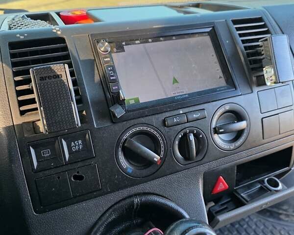 Белый Фольксваген Transporter, объемом двигателя 1.98 л и пробегом 508 тыс. км за 8000 $, фото 8 на Automoto.ua