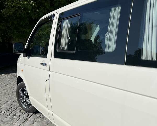 Белый Фольксваген Transporter, объемом двигателя 2.5 л и пробегом 190 тыс. км за 13500 $, фото 11 на Automoto.ua