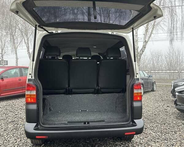 Білий Фольксваген Transporter, об'ємом двигуна 1.9 л та пробігом 309 тис. км за 8700 $, фото 9 на Automoto.ua