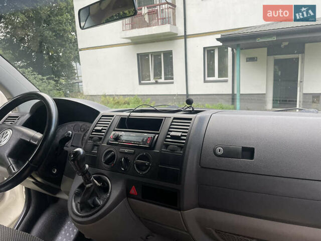 Белый Фольксваген Transporter, объемом двигателя 1.9 л и пробегом 340 тыс. км за 8700 $, фото 6 на Automoto.ua