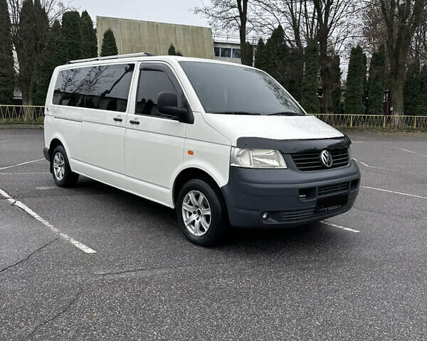 Белый Фольксваген Transporter, объемом двигателя 2.46 л и пробегом 285 тыс. км за 9800 $, фото 1 на Automoto.ua