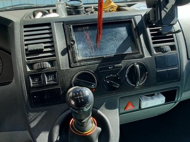 Білий Фольксваген Transporter, об'ємом двигуна 1.9 л та пробігом 373 тис. км за 7000 $, фото 9 на Automoto.ua