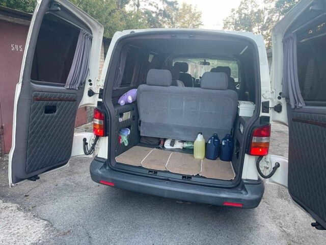 Белый Фольксваген Transporter, объемом двигателя 2.5 л и пробегом 3 тыс. км за 8000 $, фото 6 на Automoto.ua