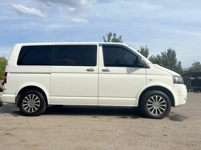 Белый Фольксваген Transporter, объемом двигателя 1.9 л и пробегом 303 тыс. км за 8999 $, фото 4 на Automoto.ua