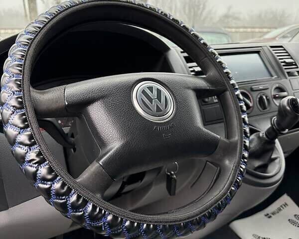 Білий Фольксваген Transporter, об'ємом двигуна 1.9 л та пробігом 309 тис. км за 8700 $, фото 16 на Automoto.ua