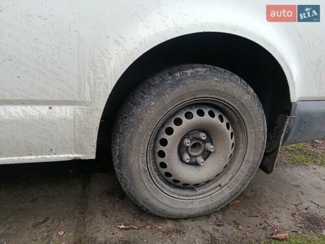 Білий Фольксваген Transporter, об'ємом двигуна 1.9 л та пробігом 360 тис. км за 8500 $, фото 19 на Automoto.ua