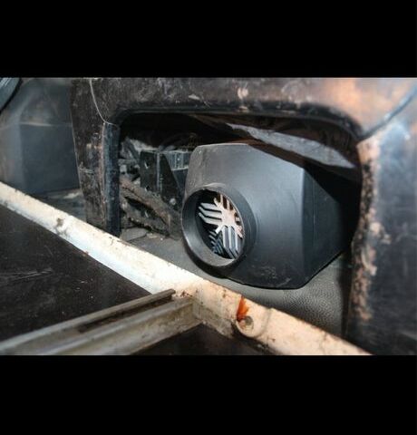 Белый Фольксваген Transporter, объемом двигателя 1.9 л и пробегом 325 тыс. км за 8000 $, фото 14 на Automoto.ua