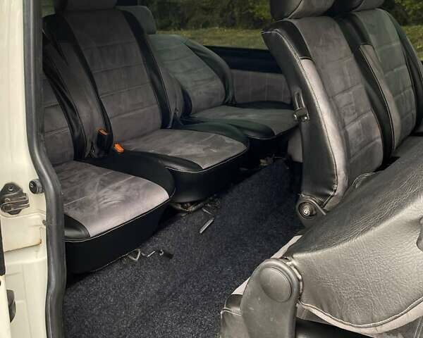 Білий Фольксваген Transporter, об'ємом двигуна 2.46 л та пробігом 310 тис. км за 8800 $, фото 14 на Automoto.ua