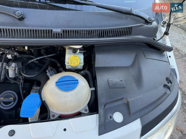 Белый Фольксваген Transporter, объемом двигателя 1.9 л и пробегом 293 тыс. км за 9850 $, фото 42 на Automoto.ua