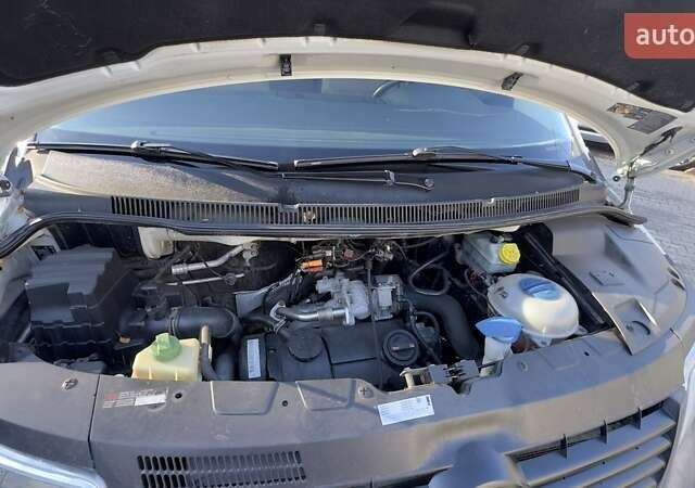 Білий Фольксваген Transporter, об'ємом двигуна 1.9 л та пробігом 246 тис. км за 12800 $, фото 10 на Automoto.ua