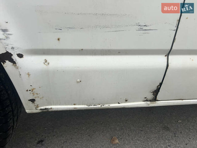 Белый Фольксваген Transporter, объемом двигателя 2.46 л и пробегом 445 тыс. км за 5900 $, фото 5 на Automoto.ua