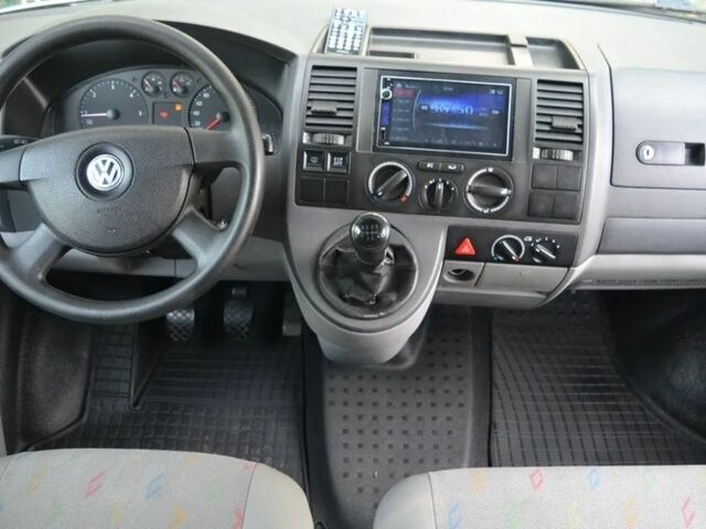 Белый Фольксваген Transporter, объемом двигателя 1.9 л и пробегом 269 тыс. км за 2970 $, фото 6 на Automoto.ua