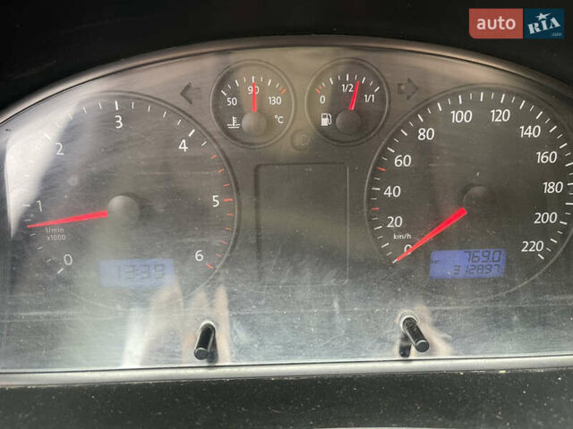 Белый Фольксваген Transporter, объемом двигателя 2.5 л и пробегом 312 тыс. км за 8000 $, фото 10 на Automoto.ua