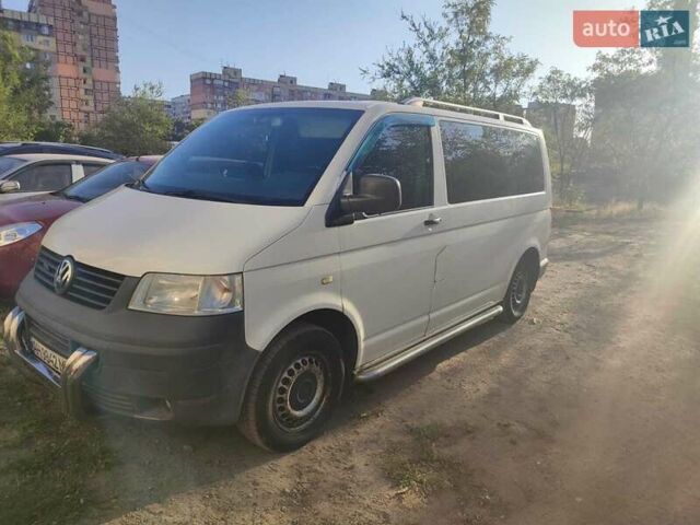 Белый Фольксваген Transporter, объемом двигателя 1.9 л и пробегом 339 тыс. км за 10500 $, фото 1 на Automoto.ua