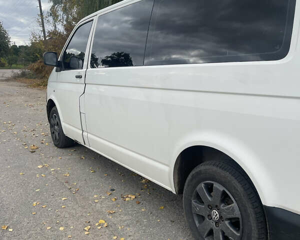 Белый Фольксваген Transporter, объемом двигателя 2.5 л и пробегом 312 тыс. км за 8000 $, фото 3 на Automoto.ua
