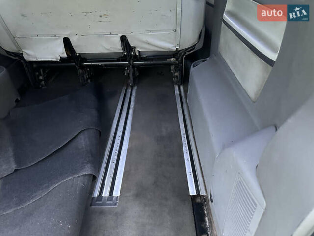 Білий Фольксваген Transporter, об'ємом двигуна 2.46 л та пробігом 420 тис. км за 7000 $, фото 10 на Automoto.ua