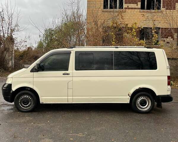Белый Фольксваген Transporter, объемом двигателя 2.46 л и пробегом 319 тыс. км за 6900 $, фото 3 на Automoto.ua