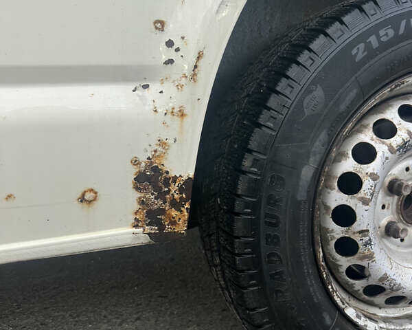 Белый Фольксваген Transporter, объемом двигателя 2.46 л и пробегом 445 тыс. км за 5900 $, фото 8 на Automoto.ua