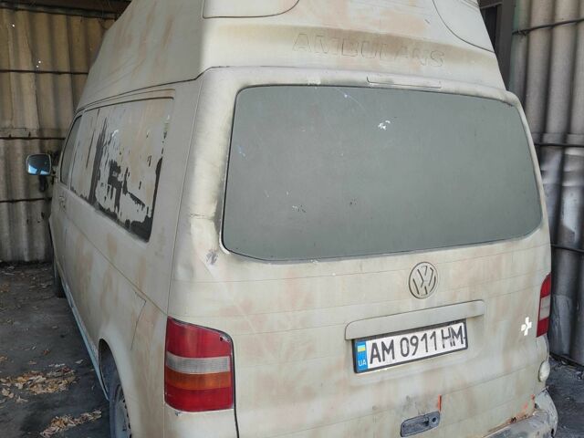 Белый Фольксваген Transporter, объемом двигателя 2.5 л и пробегом 350 тыс. км за 3000 $, фото 1 на Automoto.ua