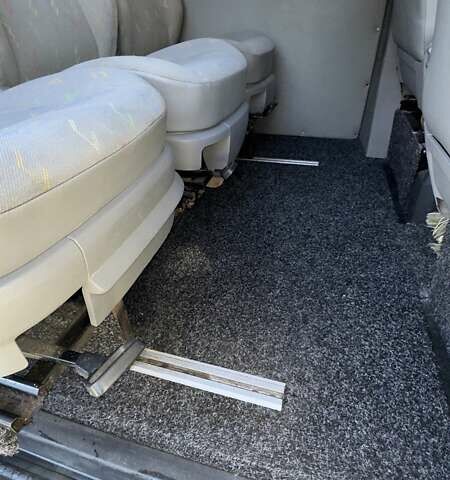 Білий Фольксваген Transporter, об'ємом двигуна 1.9 л та пробігом 246 тис. км за 12800 $, фото 18 на Automoto.ua