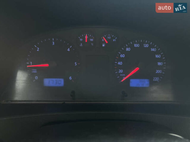 Білий Фольксваген Transporter, об'ємом двигуна 1.9 л та пробігом 350 тис. км за 9200 $, фото 26 на Automoto.ua