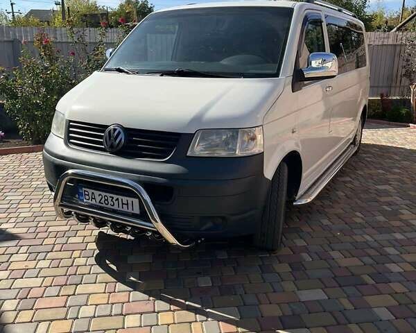 Белый Фольксваген Transporter, объемом двигателя 1.9 л и пробегом 283 тыс. км за 8999 $, фото 4 на Automoto.ua