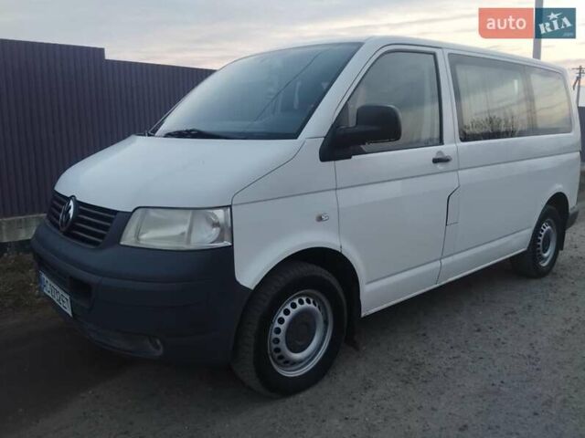Білий Фольксваген Transporter, об'ємом двигуна 1.9 л та пробігом 330 тис. км за 8600 $, фото 2 на Automoto.ua