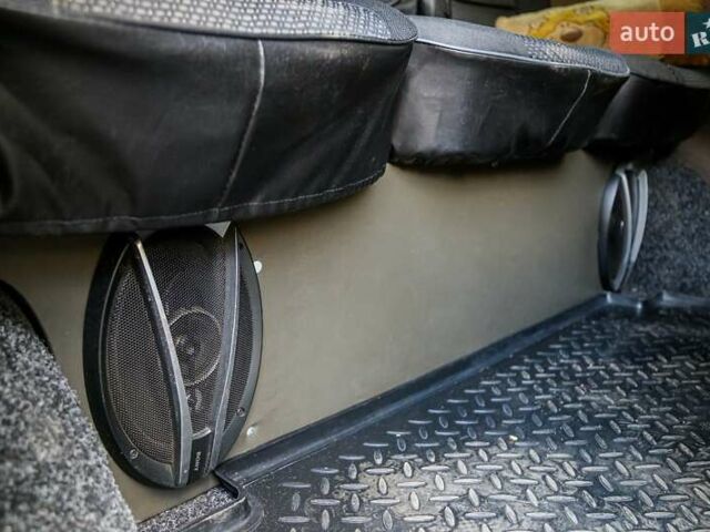 Белый Фольксваген Transporter, объемом двигателя 1.9 л и пробегом 311 тыс. км за 10900 $, фото 10 на Automoto.ua