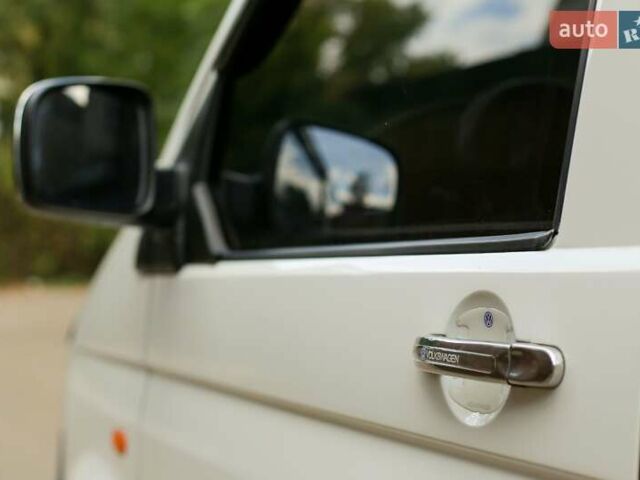 Белый Фольксваген Transporter, объемом двигателя 1.9 л и пробегом 311 тыс. км за 10900 $, фото 24 на Automoto.ua